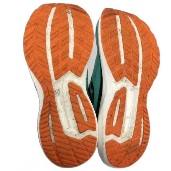 Saucony Triumph 19 men’s 9 comfortable running shoes in great condition - Picture 5 of 6